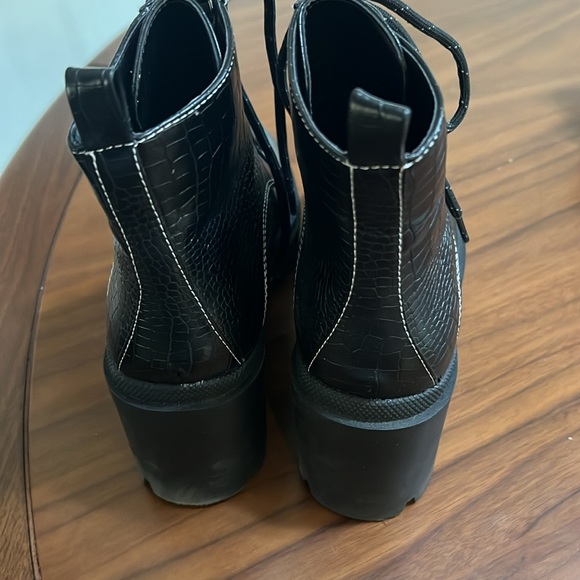 Booties - Picture 6 of 9